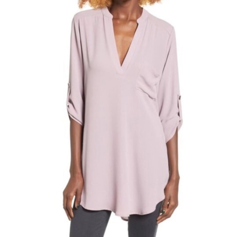 Lush Women's Light Pink V-Neck Blouse. Size M
